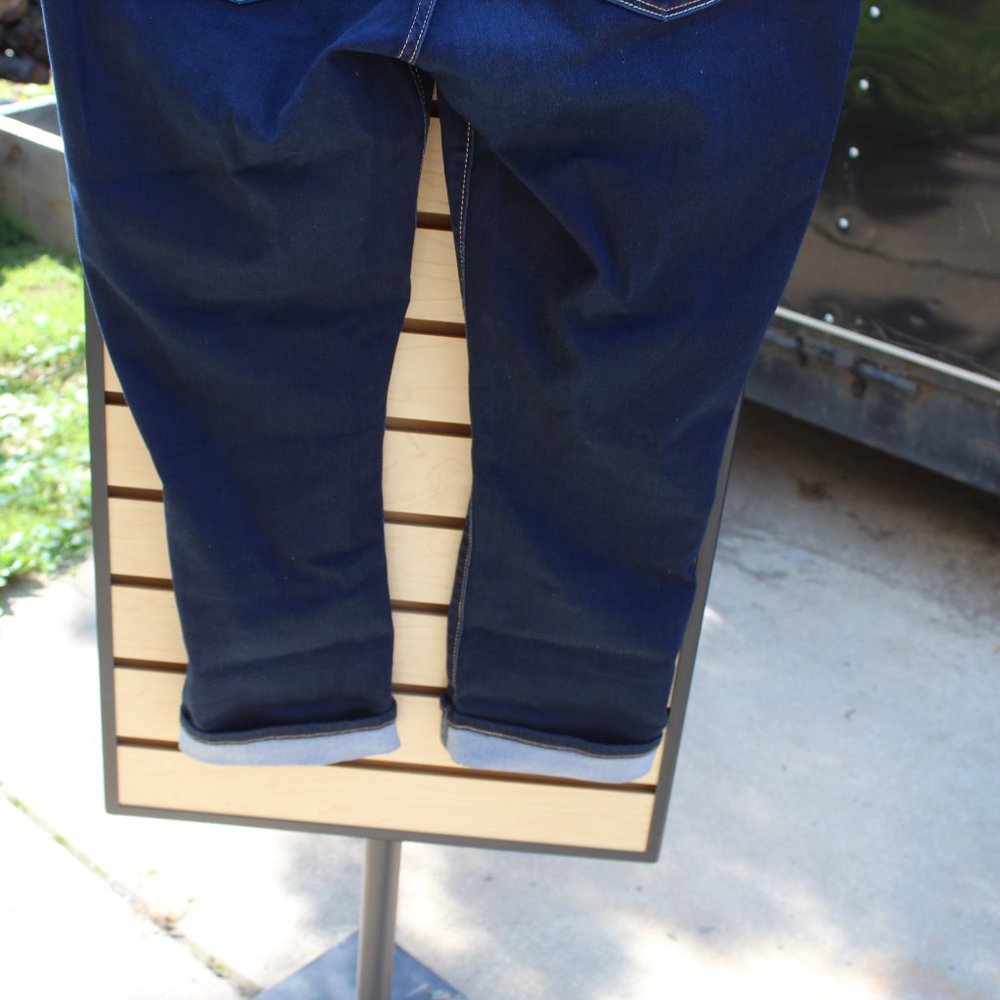 Levi Strauss Signature Modern Pull-On Capri Women's Size 16 - Picture 6 of 9